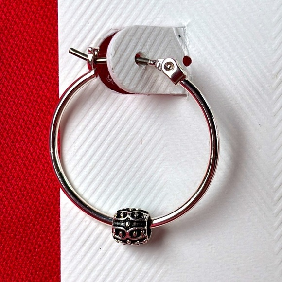 Brand New Lauren Ralph Lauren Small Slider Hoop Earrings Silver Tone Minimalist - Picture 6 of 12